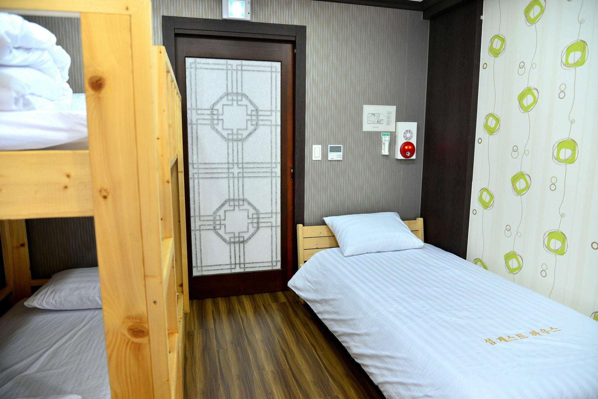 Seom Guesthouse Согвипхо Экстерьер фото